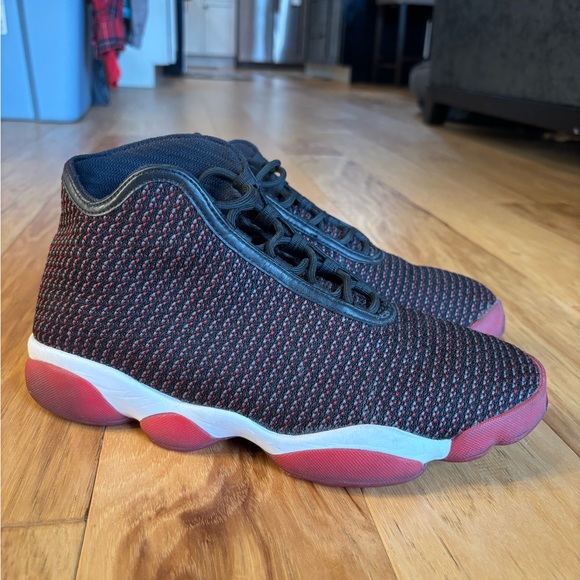 Jordan Horizon ‘Bred’ - Picture 1 of 6